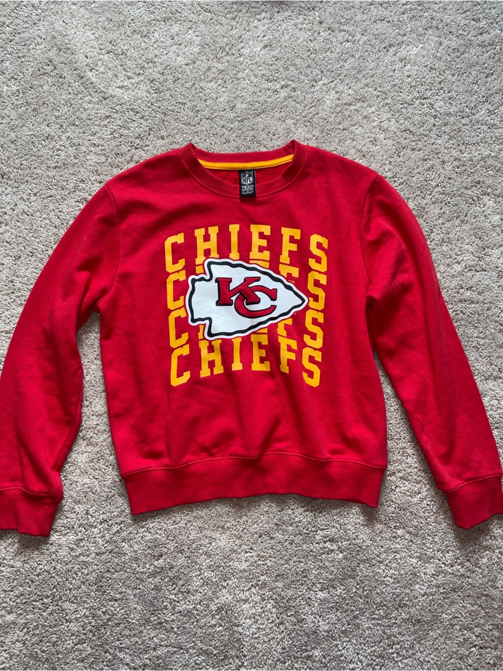 NFL Team Apparel Kansas City Chiefs Retro Block Graphic Crewneck | M